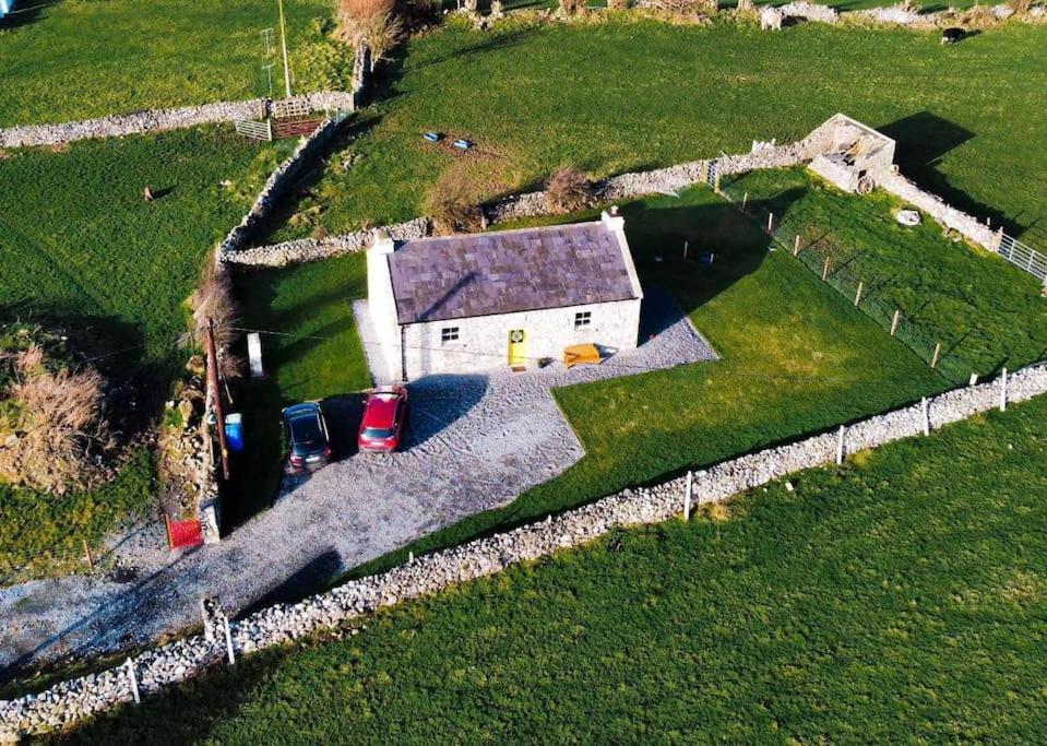 Villa St Johns Old Schoolhouse Lecarrow Exterior foto